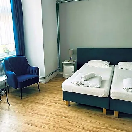 Hostel Octopus *