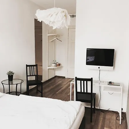 Octopus Hostel